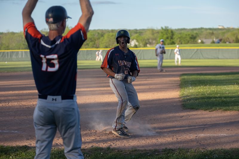 ChazAnthony42's tweet photo. “Let’s GOOO!” #liverpoolbaseball #work #whatwedo https://t.co/ZX3KG3qtqS
