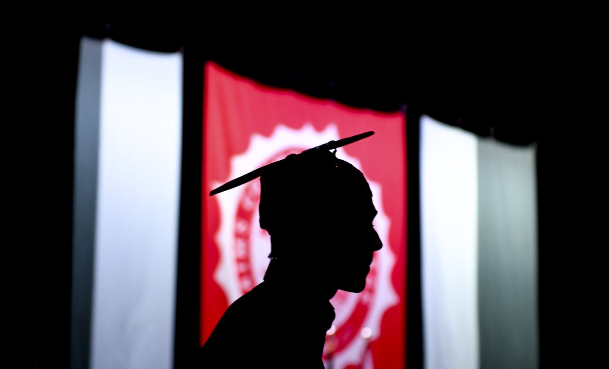 AlexMcIntyre520's tweet photo. A few scenes from Aims Community College's spring commencement ceremony in the newly opened Aims Welcome Center in Greeley. Friday, May 13, 2022 | More photos: https://t.co/TSdsRTuZOb | 📸 for @GreeleyTribune https://t.co/rosk1hMeP8