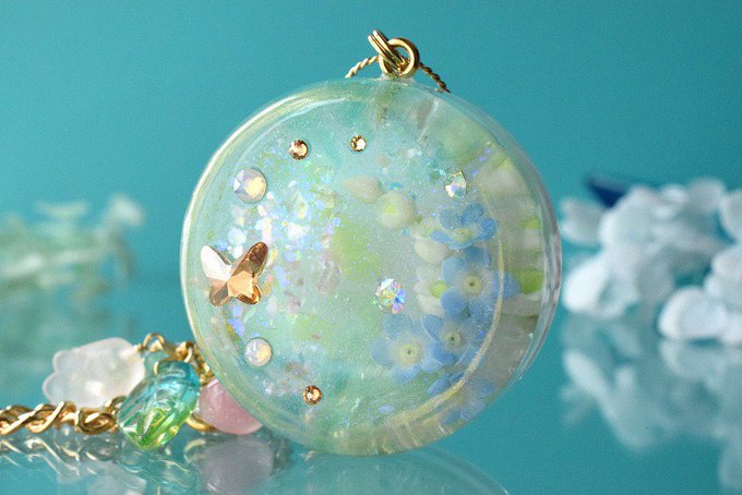 幻想的なのtwitterイラスト検索結果