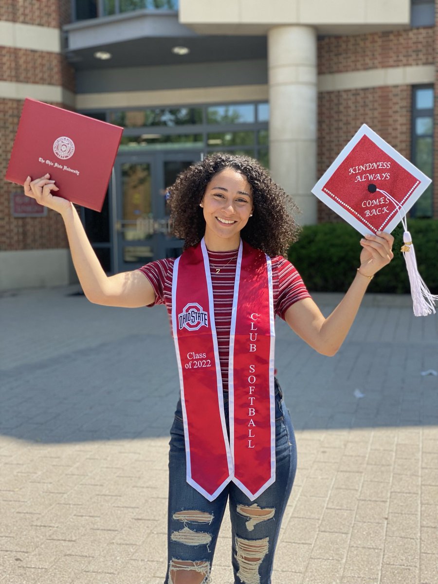 AydenReese's tweet photo. alumna.❤️ https://t.co/2JbQqSeogU