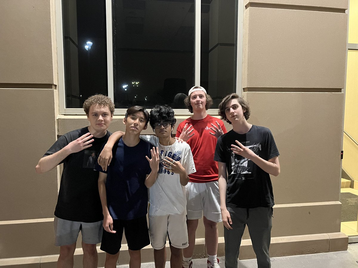 HowellEsports's tweet photo. We made it to Kansas City. State starting tomorrow, catch FHHS live at https://t.co/sbrLstketh https://t.co/Jd94ojdFff