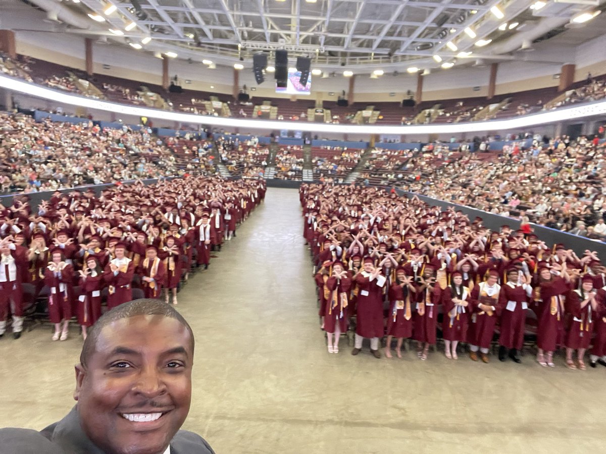 Roger Jones, III tweet media