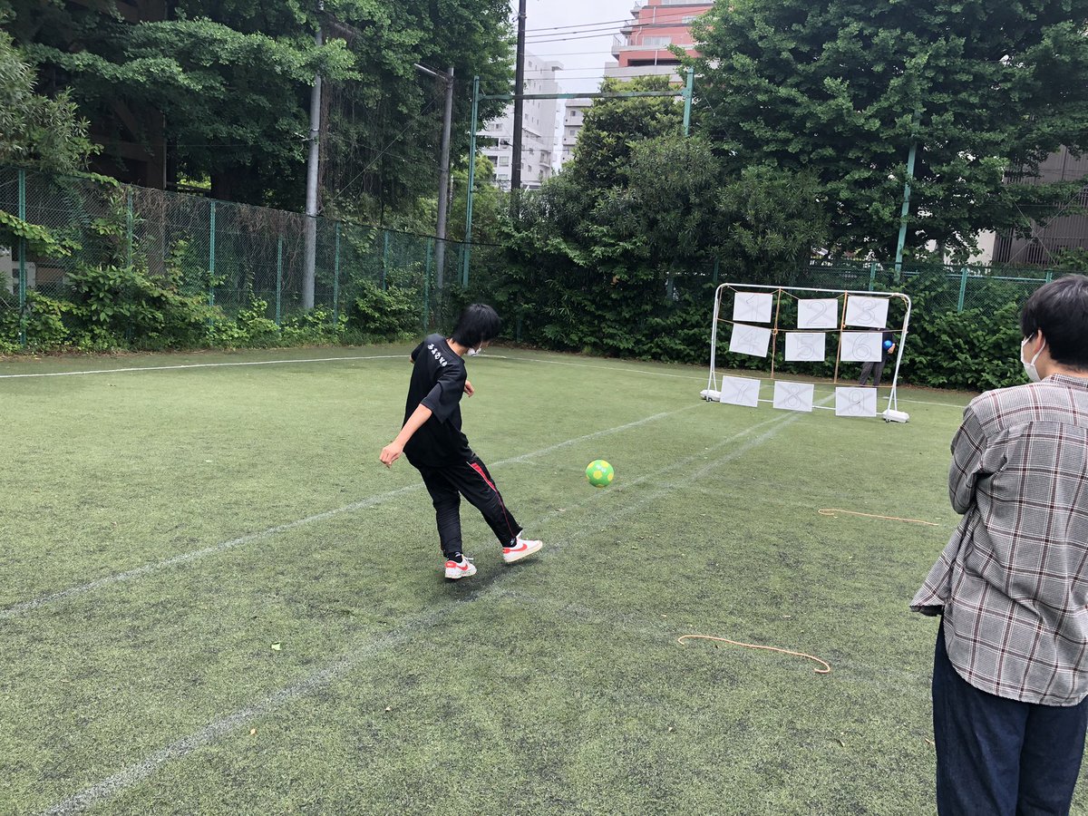 fitty626's tweet photo. 本日は五月祭です！

弥生キャンパス農学部グラウンドにてキックターゲットをやってます！🦵⚽️🎯

豪華商品もありますよ…⁉️

#五月祭
#キックターゲット https://t.co/DEiTQiGmI0