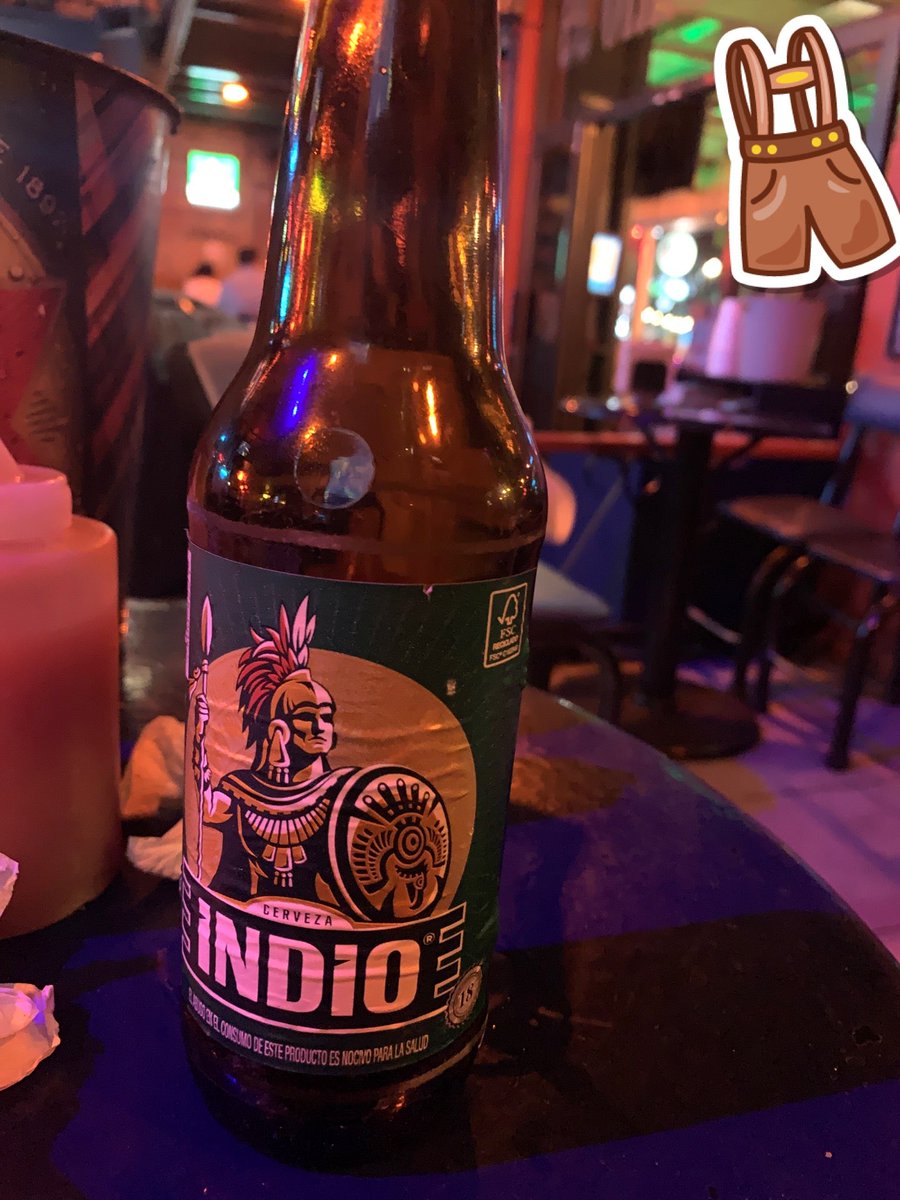 DeeJayCorpus's tweet photo. 🍻 (@ Banana's Bar) https://t.co/FXt4FfmmUT https://t.co/xOnEhQCcYi