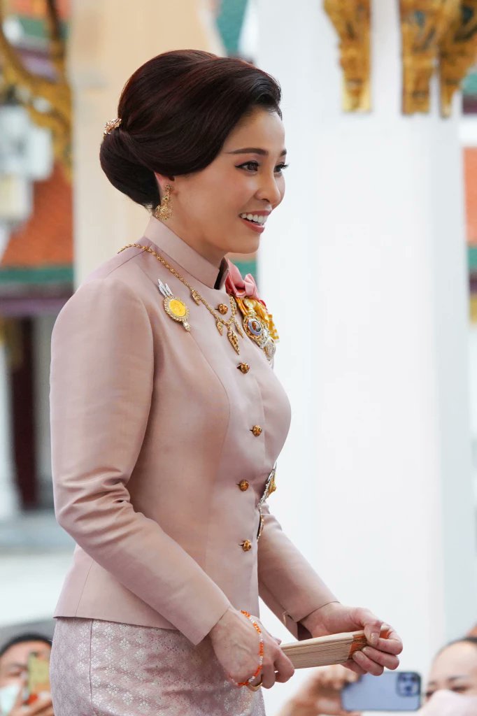 medee_89's tweet photo. สมเด็จพระนางเจ้าสุทิดา พัชรสุธาพิมลลักษณ พระบรมราชินี
#ทรงพระเจริญยิ่งยืนนาน 
#งามสมบรมราชินี  #พระราชินีสุทิดา https://t.co/KzXsuTAkOE