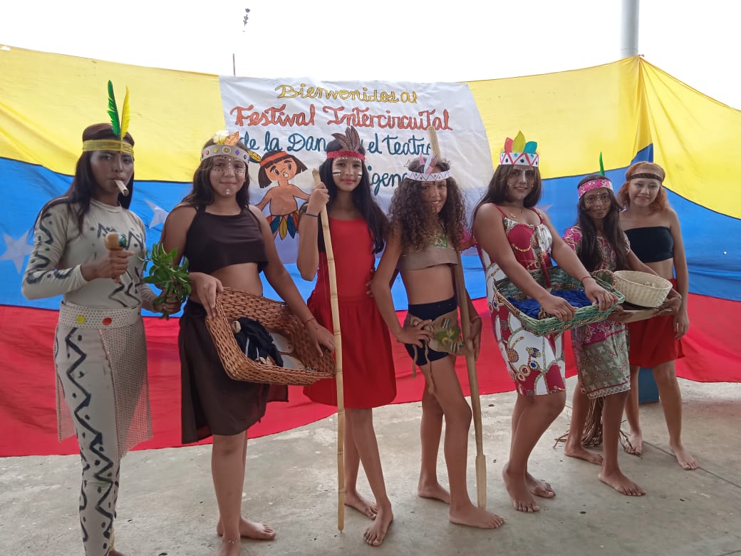 dgei_mppe's tweet photo. #13May Municipio Mauroa,Estado #Falcón Se realizó en su Fase Municipal, Festival de Danza y Teatro Indígena. @Falcon_Educa @interculzefal @thebigfran @ConVictorClark @MarelysCastro21 @MPPEDUCACION @_LaAvanzadora @WuikelmanAngelP @ViceComunidades @CulturaDgc @elianyspalmar1 👍👍🇻🇪 https://t.co/KRpNEYOwbV