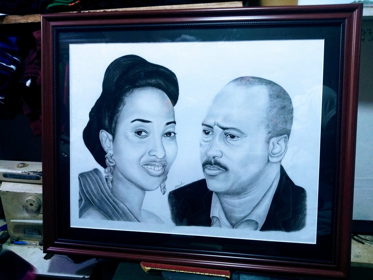 ReonRaeMusic's tweet photo. Order your portraits with me
A2 size 💝🖤🖤🖤 https://t.co/VxhsYxy9Ku