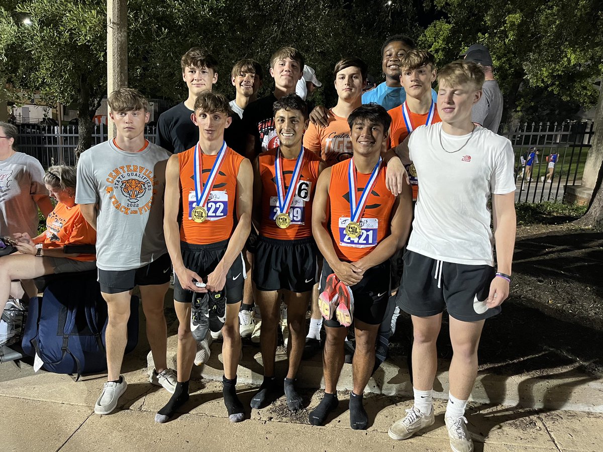 CoachHardee's tweet photo. Your 2022 4x400 UIL State Champs! With a 3:20.24 🔥🔥 what a year for Centerville Athletics and we are not done yet! Baseball tomorrow in Lufkin 4 pm https://t.co/gOsLZY1DbA