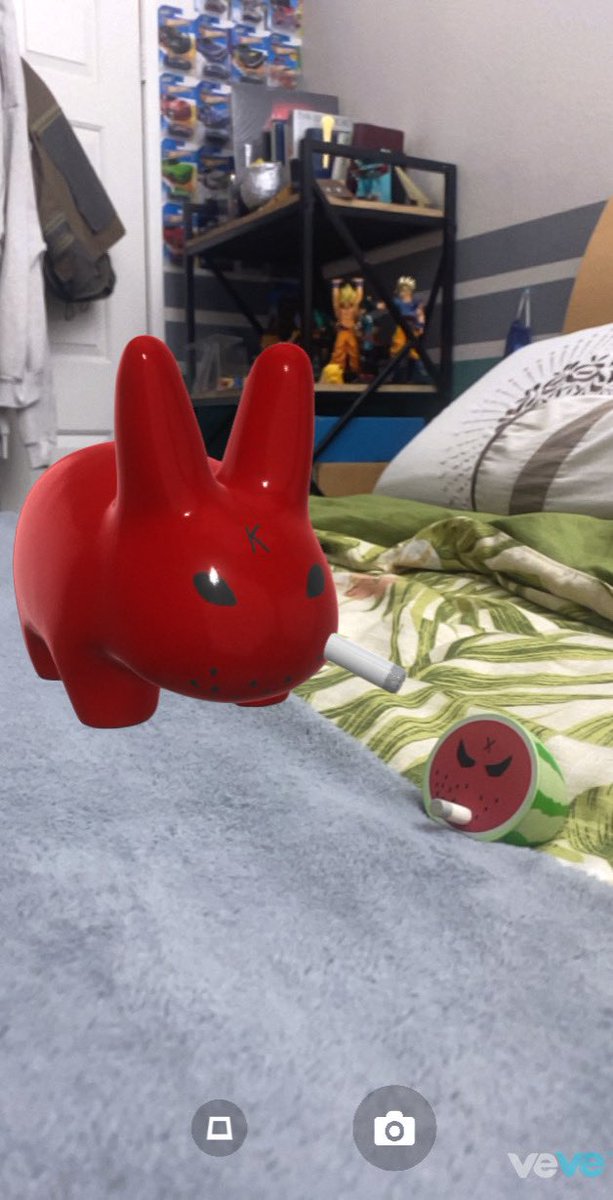 GR3YSP3C3's tweet photo. Smoke break while creating #nft #collectibles #GRAYorGREY #kozik #labbit #veveog #omihomie #5kandgoing https://t.co/lGQF2SjEYj