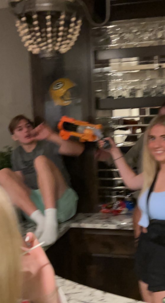 KILL ON FICK !!!!! <a href="/SassyShootas_/">sassy shotta</a>