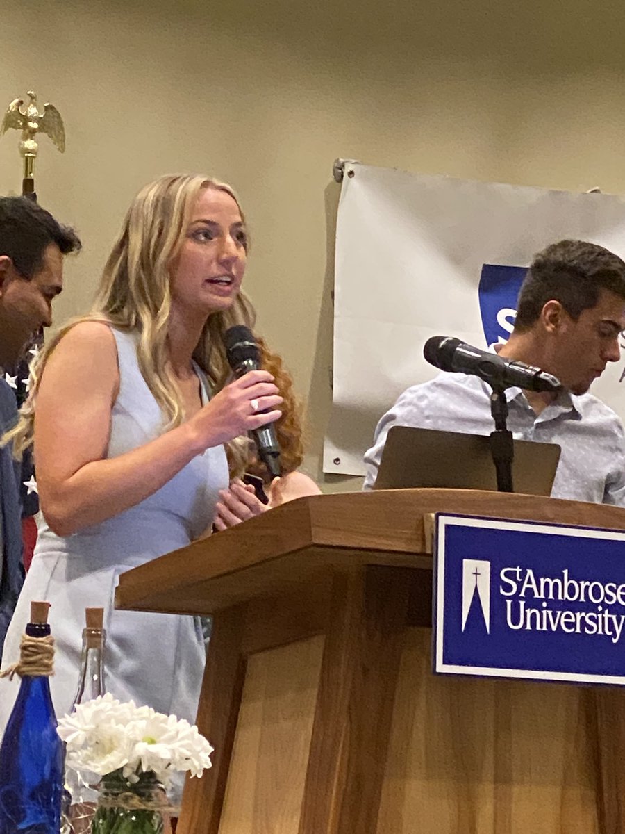 tracymatlock's tweet photo. Hey @CuellarZeek, when I worry about the future, all I need is some time with these great @stambrose ❤️’s and 🧠’s!  Congrats to @sga_sau!  Your leadership is full of hope and change! https://t.co/VT4NYHlZuX