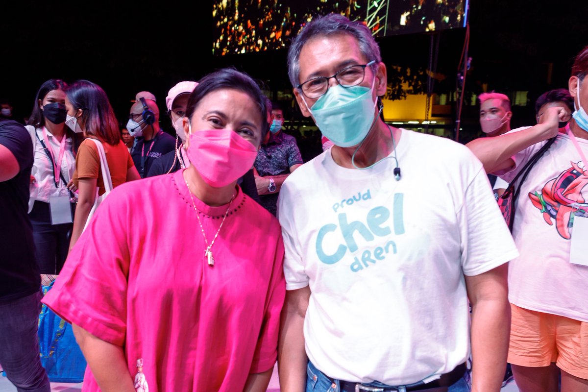 ChelDiokno's tweet photo. IBANG KLASE KAYO MAGMAHAL 🥺💕

Maraming salamat sa lahat ng pumunta at nanood ng #TAYOangLiwanag. Hanggang ngayon, I’m still amazed sa pagmamahal na ipinapakita niyo hindi lamang sa akin, kundi sa laban na ito. https://t.co/W8BAiKgwTF