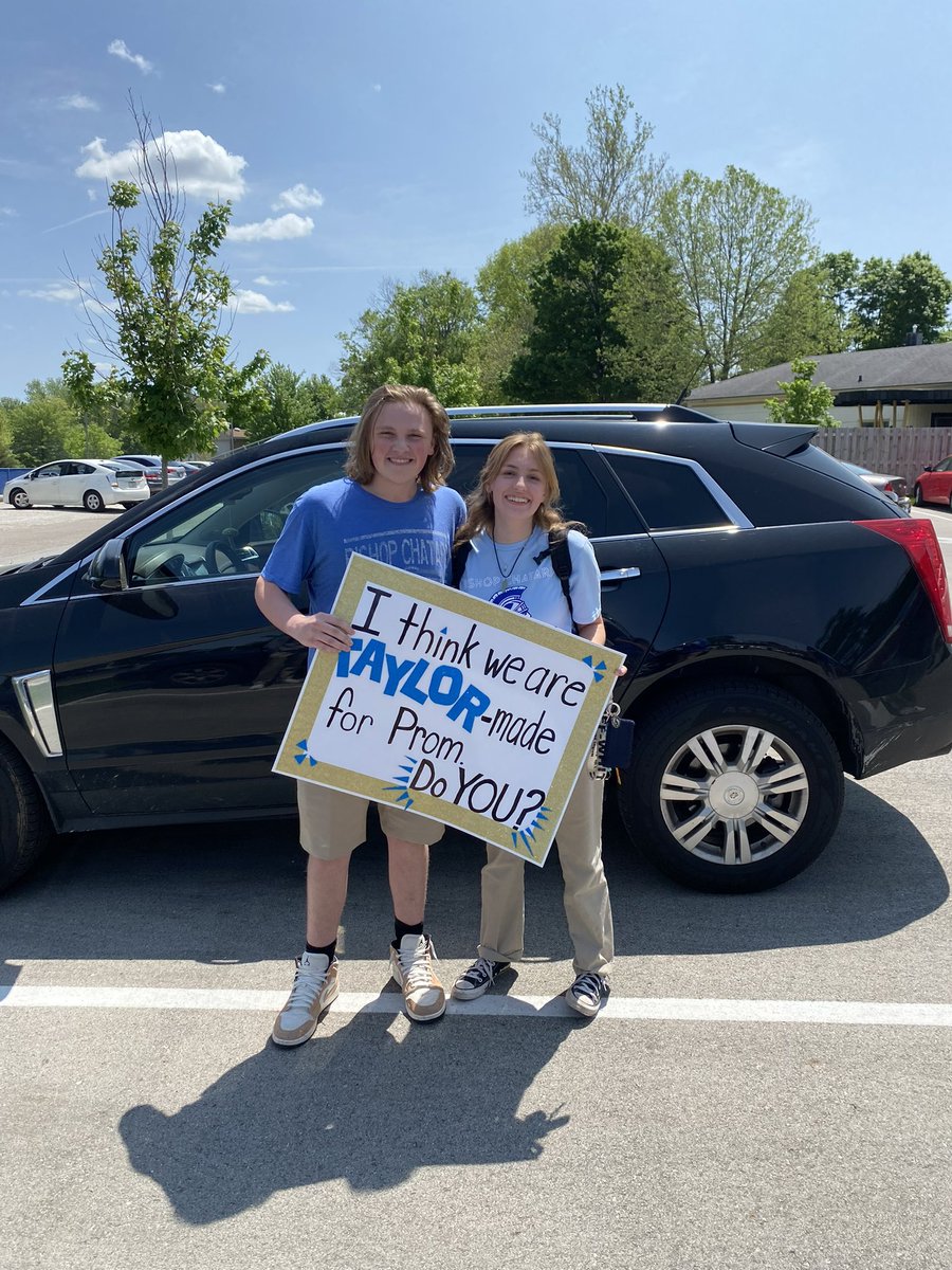 Anthony Grego didn’t need a TAYLOR to see that Taylor Mann was the PERFECT FIT for prom!! 🤩🌟🥳😇