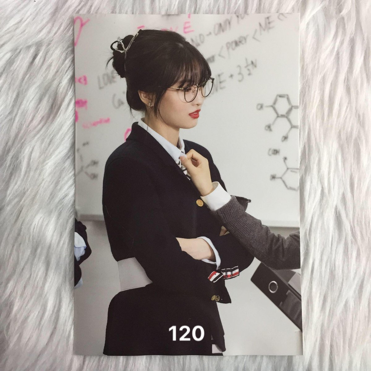 wts lfb ph

— all onhand and in mint condition
— payo / 3 days res
— prices as indicated

reply mine + item / dm to claim

ⵌ wts lfb twice ph chaeyoung momo hosplay pola tcl1 holo fol pc twind photo