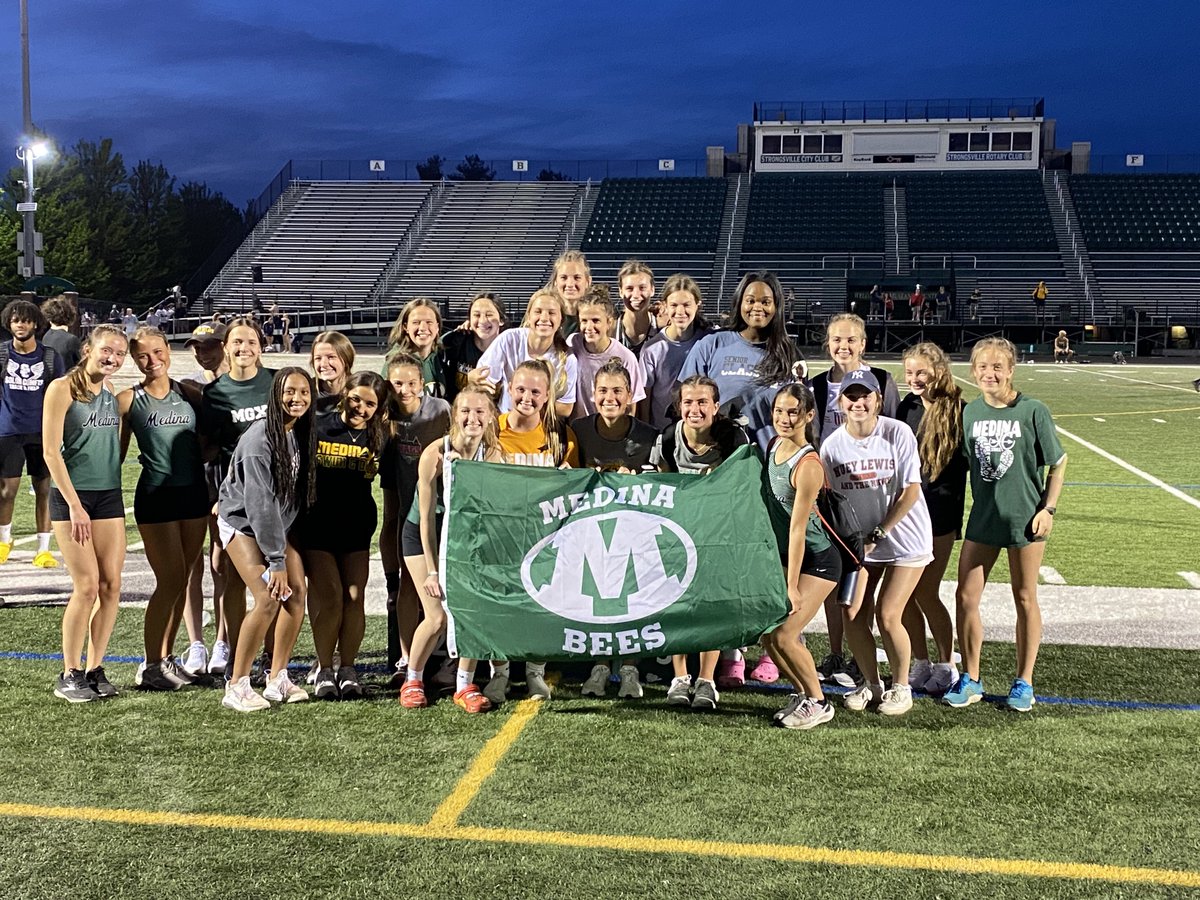 BrianDulik's tweet photo. @medhsgirlstrack completed an undefeated season by winning the @Ohio_GCC Meet championship … @mia_heine @laurendawsn @RachelS04914536 @HannahNeiger @kaylaperfect_ @KaylaKutcel @ColleenJohnsonL @AliK_8 Taylor Nicol, Marissa Henderson claimed titles for @medinaathletics https://t.co/Z7wDvOLSo8