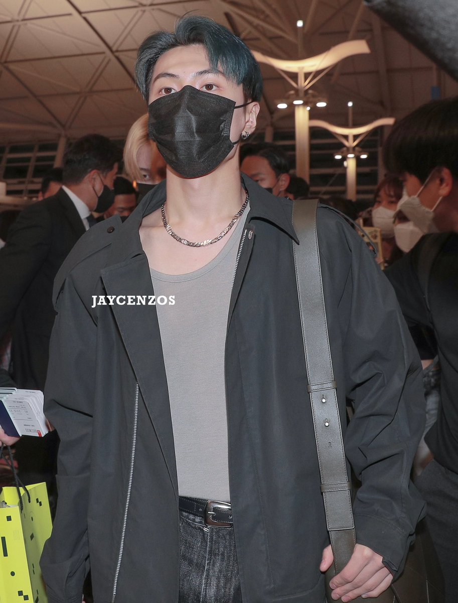 0420MEDIA's tweet photo. ohmygosh park jongseong https://t.co/8BC2xINU7Q