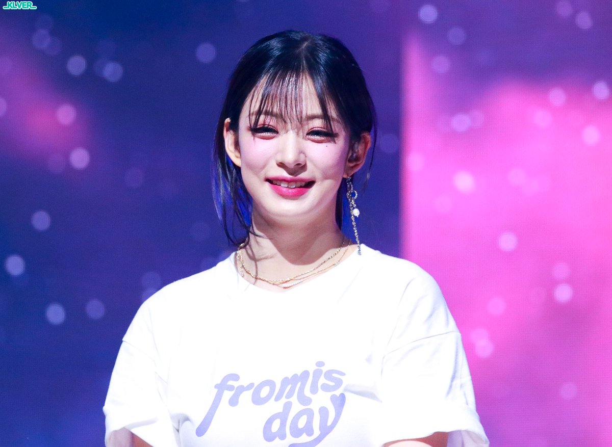 _klver_'s tweet photo. 220423 프로미스나인 이채영
챙이🎂❤️

#프로미스나인 #fromis_9
#이채영 #채영 #chaeyoung 

#HAPPY_CHAEYOUNG_DAY
#기다려왔어_너도알잖아_채영이생일
#채영이라는_색으로_찬란한_봄 https://t.co/wgf0LKuF4Q