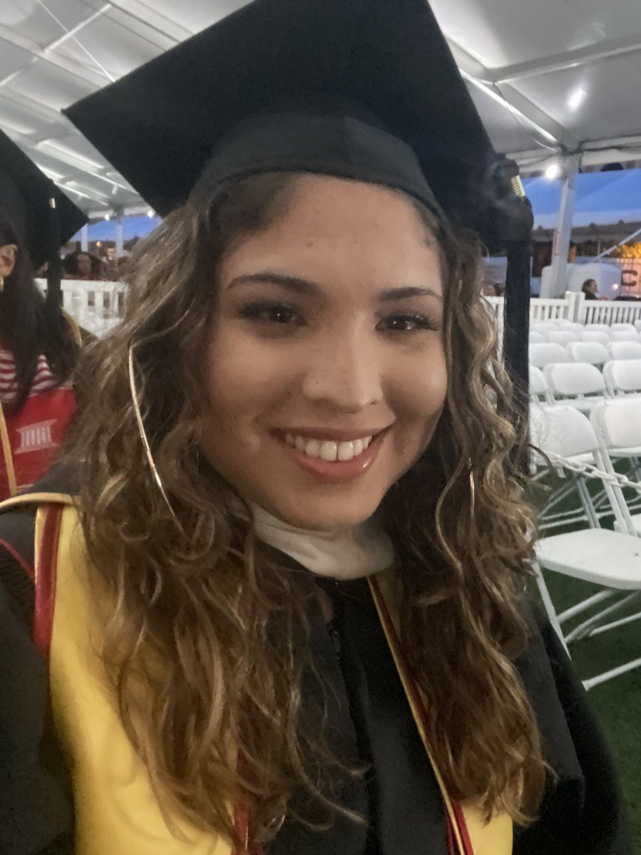 NicolRHoward's tweet image. Less than a year later…

She did it.

We are proud of you, @MicaelaNicolB! What a lovely week of celebrating your accomplishments.

The marathon continues.
#USCGrad