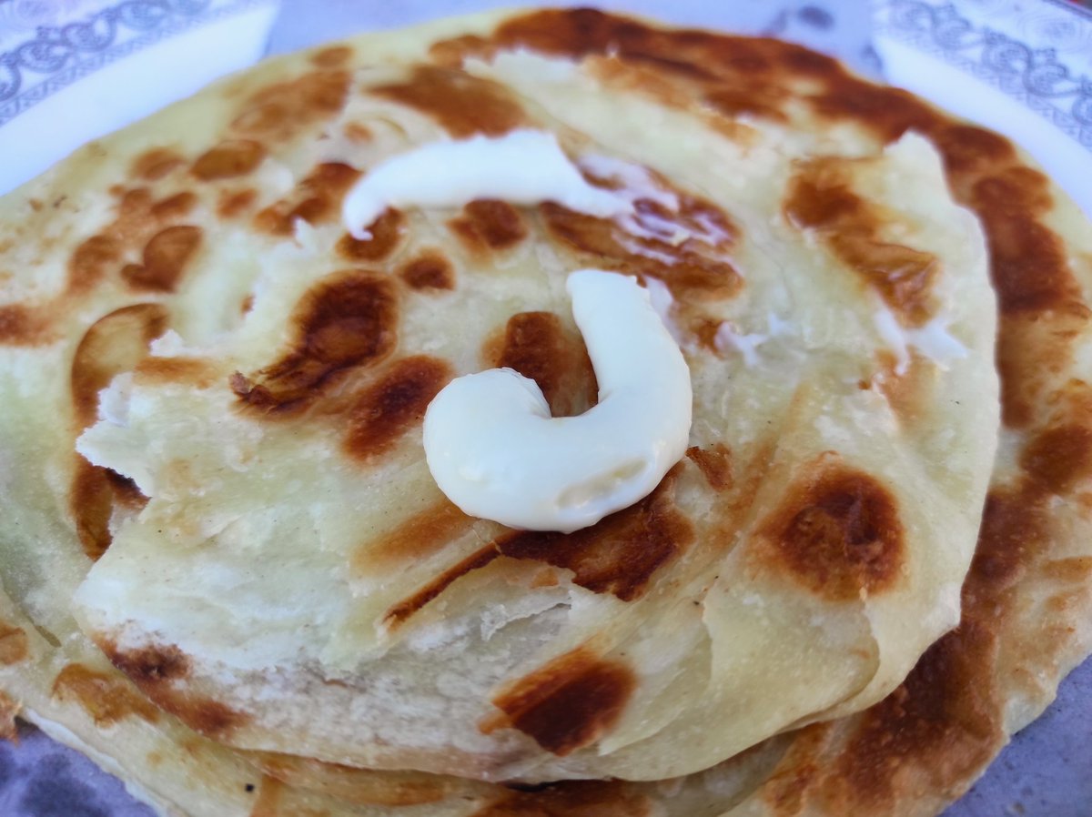 Adillahorei's tweet photo. Good morning from Gilgit what a delicious breakfast once again from Quetta Cafe Gilgit
I added chicken spread on crispy Paranthas for more taste must try
#foodblogger #KarakoramHighway #tourism #gilgit_heaven_on_earth #PromotePakistan #gbfood #karakoramrange https://t.co/57hAC6tAjQ