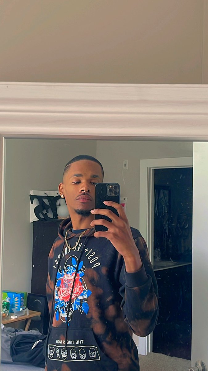 soulnotforsail's tweet photo. Happy 27th birthday to the king 💫
Taurus Gang 🤙🏽🤙🏽 https://t.co/STqjyicEDF