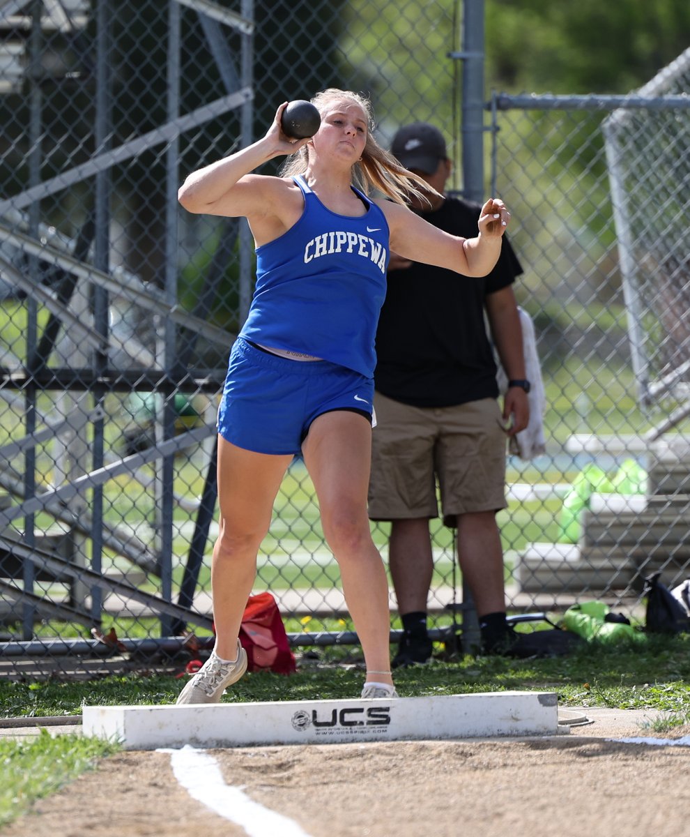 TRK: Host Chippewa was led by <a href="/jjundzilo5/">jaclyn</a> who fired a 105'5 in the discus and a 36'8" in the shot put and <a href="/AbbyHenegar/">Abby Henegar</a> fired a 30'3" in the shot put and a 92'1" in the discus #WCALChampionship #TDR