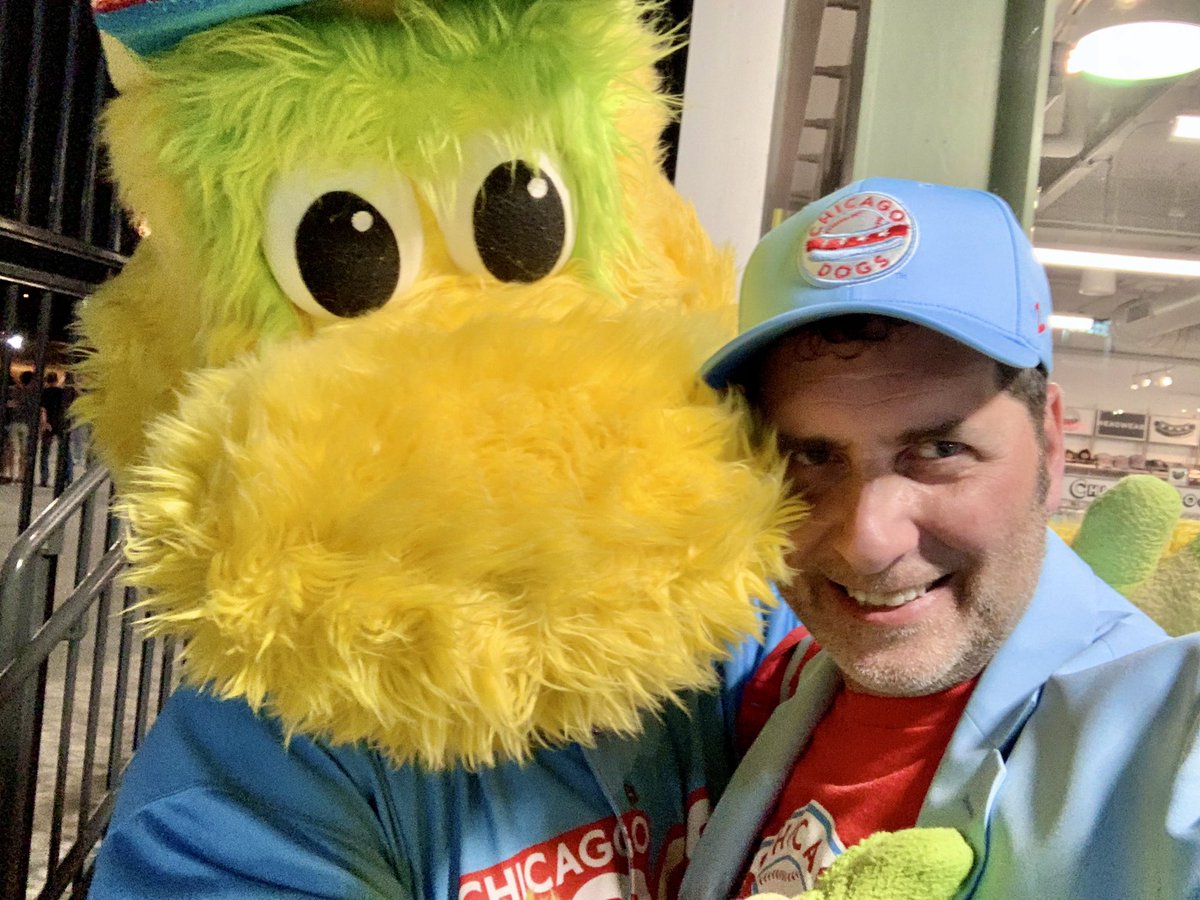chidogfool's tweet photo. #AAOpeningDay https://t.co/0BcUpMmS6g