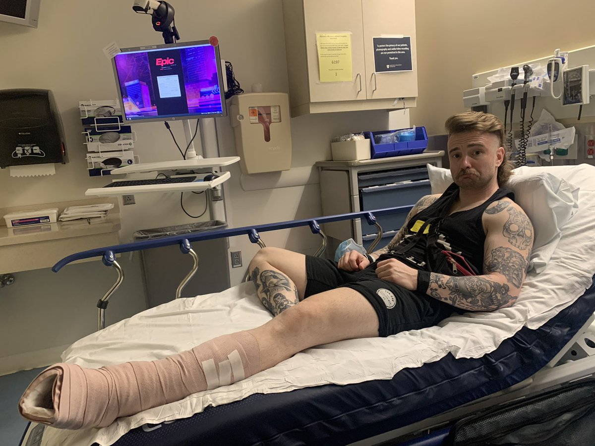 LoveDoug_'s tweet photo. Hearts fine. Ankle is fucked.
❤️❤️❤️
(I’ll be reaching out to promotions tomorrow!)
Love you all, especially @ShannonLevangie for taking me to the hospital ❤️❤️❤️ https://t.co/E2AiYnda43
