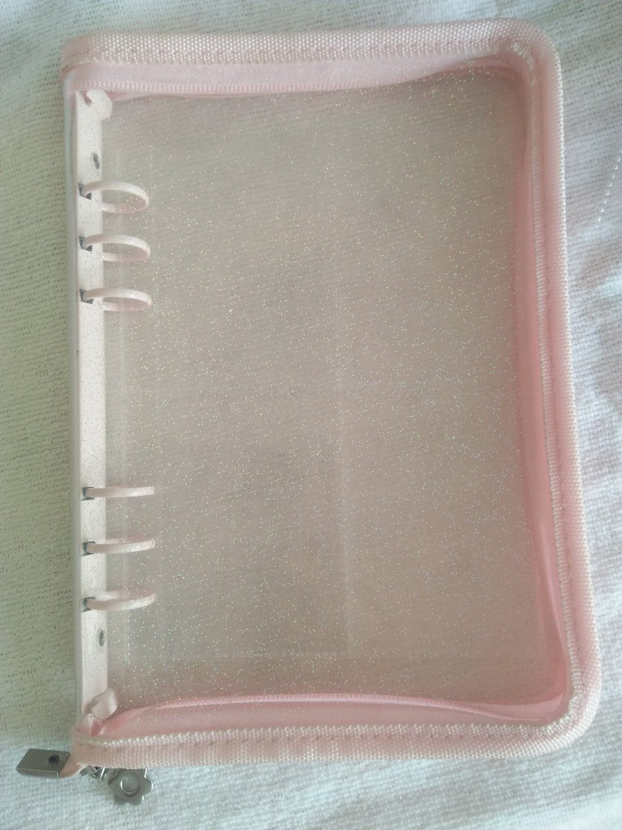 rr_carts's tweet photo. wts lfb ph | #rrconhands
A5 Glittery Pink Jelly Binder
- used , w/ free 10 pcs. 4p sleeves na
- medj dirty 'yung mga gilid-gilid, pero cleanable naman
- medj used na rin 'yung sleeves, pls manage your expectations
130php. onlyyyy!
dm or reply mine! https://t.co/98JKJt8iC2