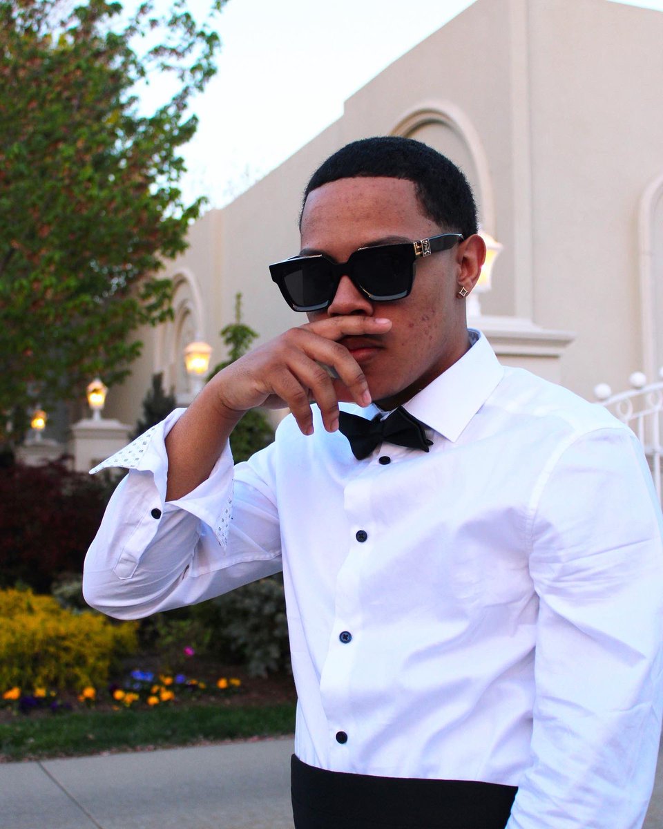 HumbleVisions_'s tweet photo. 💎#humblevisions #Prom #nyc #nycphotographer https://t.co/tFnORCPPty