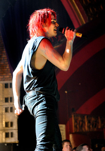 everyhourgerard's tweet photo. https://t.co/IbGNGKqfiJ