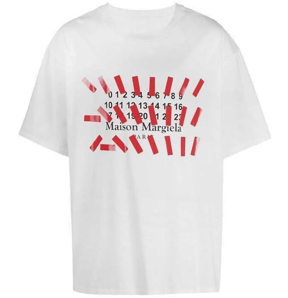 de_recycle's tweet photo. 商品名 : メゾンマルジェラ 半袖ロゴTシャツ
ブランド・メーカー：メゾンマルジェラ【Maison Margiela】 
サイズ(≒cm)：48
 【商品の状態】 
クリーニング済み

¥12,000円税送料込

#メゾンマルジェラ #maisonmargiela #FENDI #グッチ #プラダ #バーバリー #相互フォロー  #ティーシャツ #Tシャツ https://t.co/DjnJIBSguk