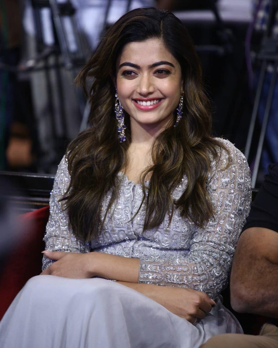 RashmikaTrends's tweet photo. gorgeous @iamRashmika ❤️ #RashmikaMandanna https://t.co/5n9RGS0eJm