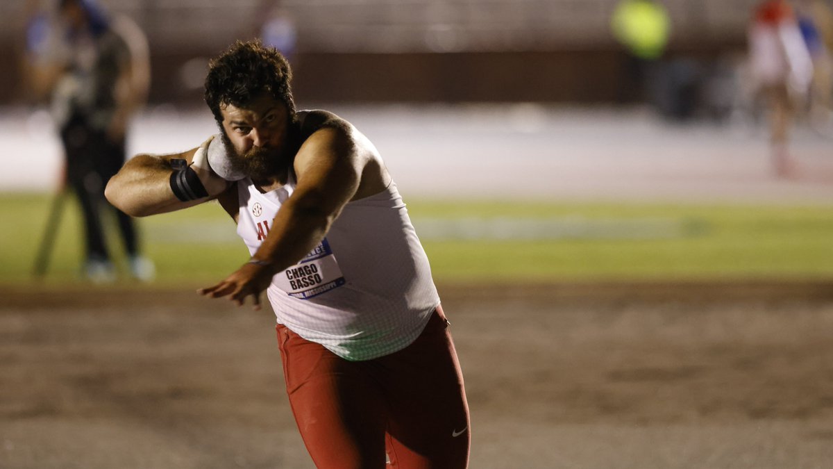 AlabamaTrack's tweet photo. Chago Basso used a career-best toss of 19.56 meters to take fifth place in the @SECOutdoorTF men's shot put!
#BamaThrows #RollTide https://t.co/bAyF9lZo93