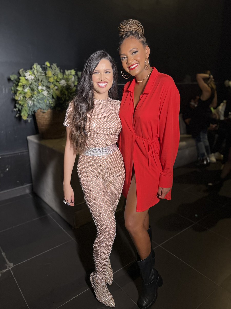 a_jessilane's tweet photo. Maravilhosa!!! Foi tudo incrível 🥰💜💜

Claro que eu não ia fingir costume😌 https://t.co/kNdoCO8uTO