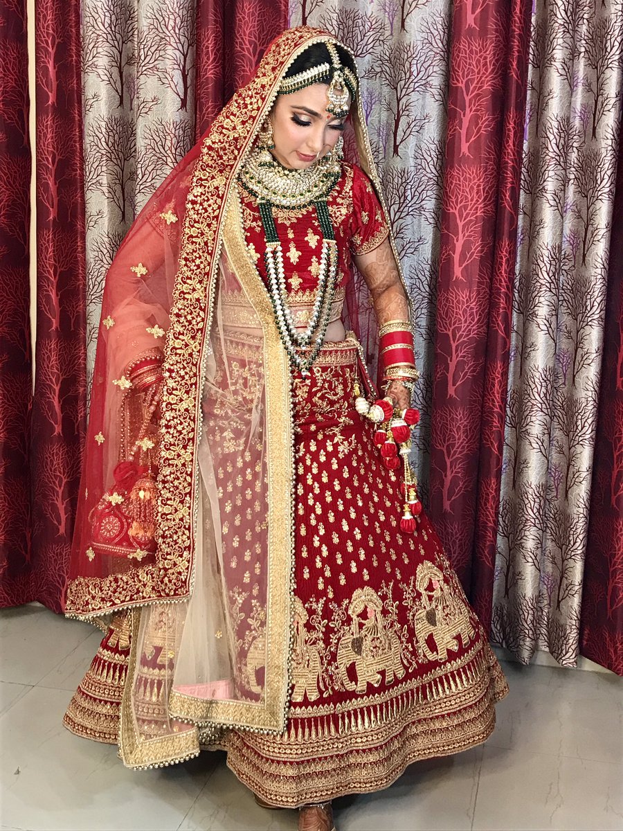 sangeetamakeups's tweet photo. Sangitamakeovers @TravelsStar @jayaeisha1 @klrahul @PMOIndia @BhagwantMann @cmohry @TravisHarris30 @Apna_Safar_09 @myogiadityanath https://t.co/4BWrF20CHh