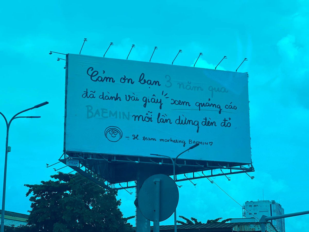 BillboardPano's tweet photo. Billboard quảng cáo ngoài trời
BaeMin quảng cáo một thời tri ân

Ảnh: Sưu tầm

#bangquangcaongoaitroi #bangquangcao #quangcaongoaitroi #chothuebangquangcaongoaitroi #ooh #bienquangcaongoaitroi #billboard #pano #chothuebillboard https://t.co/qROrrBZ3Ol