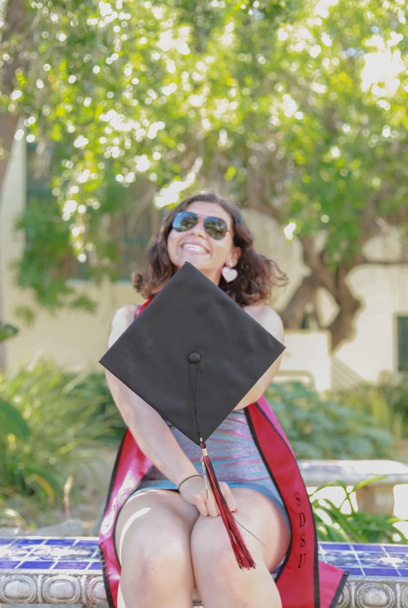 cristinalom97's tweet photo. I graduate tomorrow and it feels so unreal! I'm super grateful for all the amazing professors and friends that I've met throughout the years. Here's to new challenges and opportunities! 🥳🥳 #Classof2022 https://t.co/1tv5iUIWSn