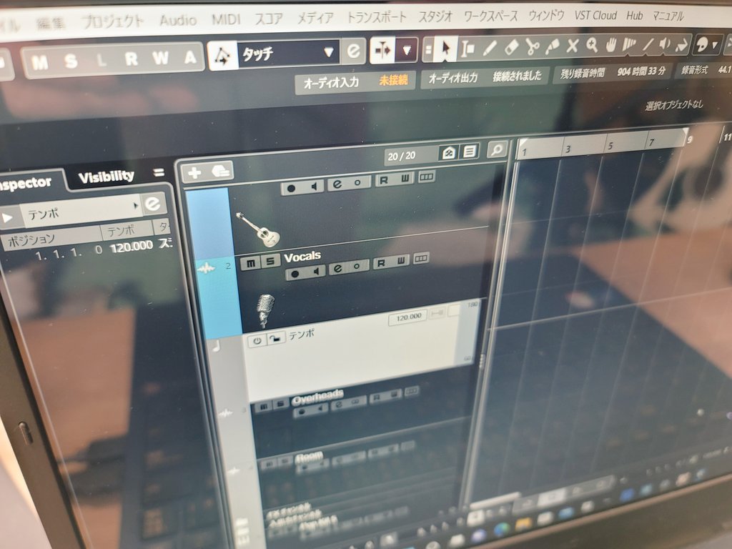 無事にCubase12Proへ移行完了しましたー!!!!

めちゃくちゃ迷子になったけど、とりあえず今ループのドラムキット聴いてるんだが、音やべぇ。ww

ところで、知ってる方居たら教えて頂きたいのですが。
logicなどで言うAIドラマーみたいなのってCubaseには入ってるんですかね。

#DTM 
#Cubase
#初心者