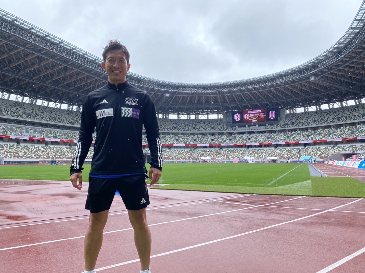 太田吉彰 サッカースクールsky のイベントで国立球技場でサッカー 教室をやりました サッカー サッカースクール 国立球技場 T Co Swmysgymop Twitter