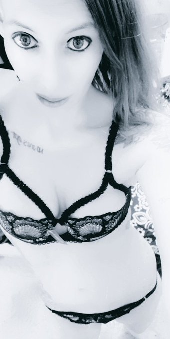 Can a lady ever have too much lingerie ? I love putting mine on for you! Even if it just comes off 😏<a href="/tag/lingerie"class="tags"><span>#lingerie</span></a><a href="/tag/brunette"class="tags"><span>#brunette</span></a><a href="/tag/legs"class="tags"><span>#legs</span></a><a href="/tag/blackandwhite"class="tags"><span>#blackandwhite</span></a><a href="/tag/coed"class="tags"><span>#coed</span></a>