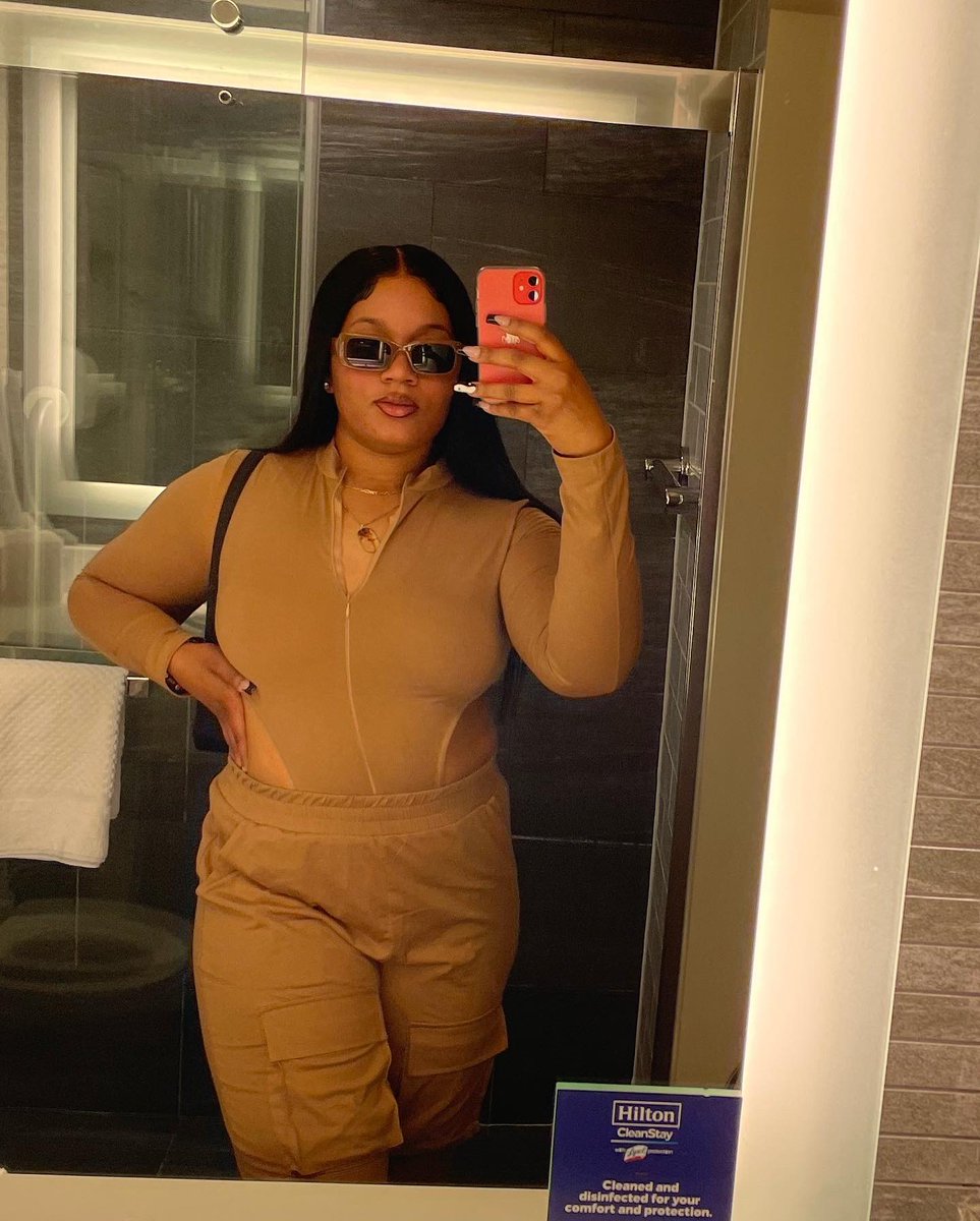 Forevaa_Lynn's tweet photo. allow me to reintroduce myself 🤎🫶🏽 https://t.co/ksdWtgYxrG