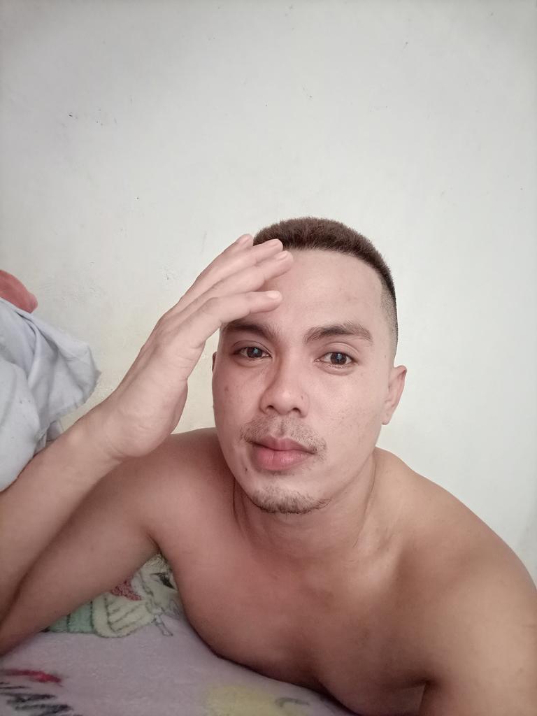 Max30246's tweet photo. Bisag new haircut haggard parin.. Di naman cguro 😁😁✌️ https://t.co/OFNLr9YLLl