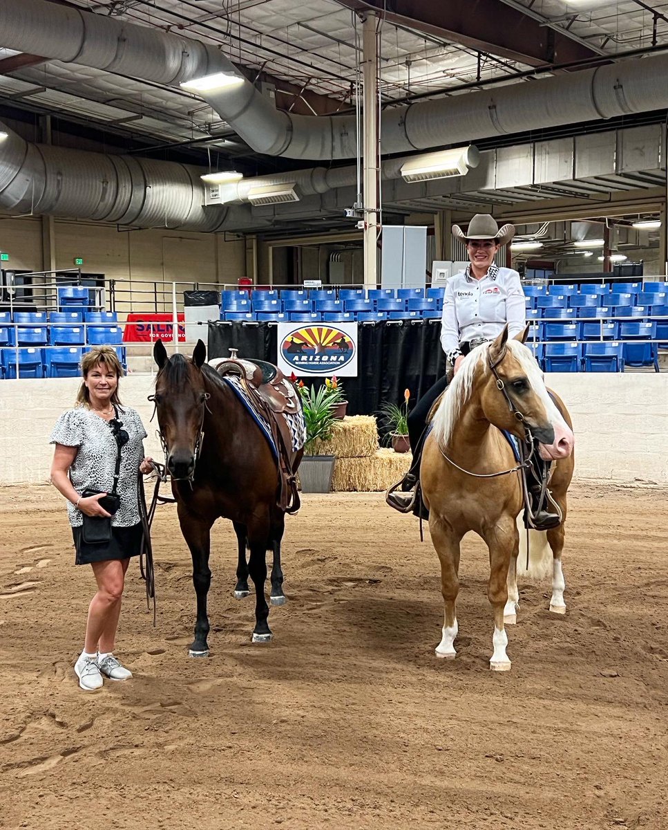 AlliThorson's tweet photo. BOUJEE
Arizona Reining Horse Association Motherโs Day Slide Level 4 Non Pro Novice Derby Reserve Champion!
Thank you to all who make this possible!
#thorsportfarm #schmersalreininghorses #dowhatyoulove #lovewhatyoudo #dreamsdontworkunlessyoudo #grateful #supportsystemstrong https://t.co/ZRTe57cuK5