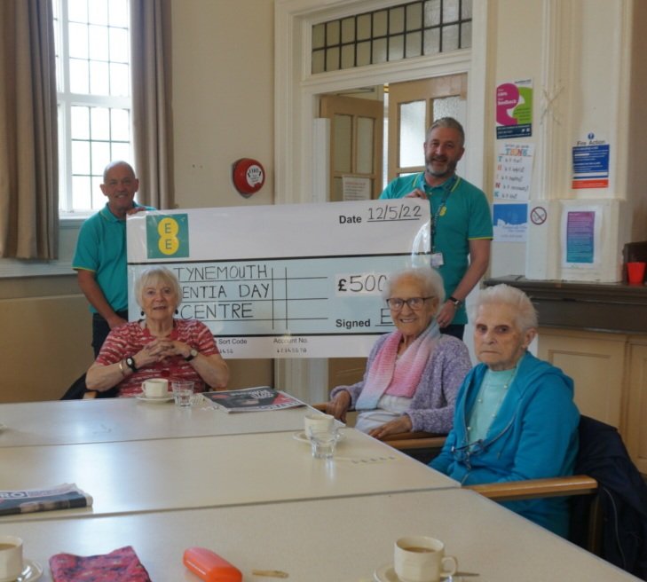 Hotpoint_asher's tweet photo. @EE @MarcAllera @TynemouthGC Recently group of 8 from EE Tyneside played 2 rounds of golf and raised £500 for local charity Tynemouth Dementia Day Centre who recieve no funding for the work they do. This money will go a long way towards supporting the centre and those they care https://t.co/Nj8RiA2oTr