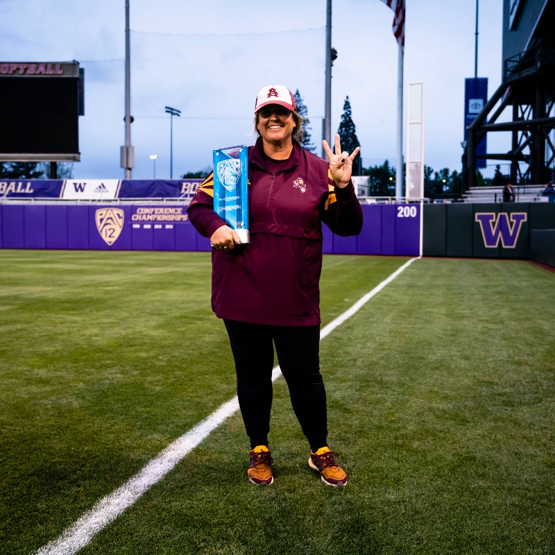 ASUSoftball's tweet photo. We won our program record 1️⃣9️⃣th conference game in epic fashion 😎

@ASUSoftball explodes for 5️⃣ runs in the seventh to clinch a share of the 2022 Pac-12 Championship 🔱

FULL RECAP 👇