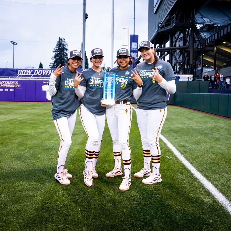ASUSoftball's tweet photo. We won our program record 1️⃣9️⃣th conference game in epic fashion 😎

@ASUSoftball explodes for 5️⃣ runs in the seventh to clinch a share of the 2022 Pac-12 Championship 🔱

FULL RECAP 👇