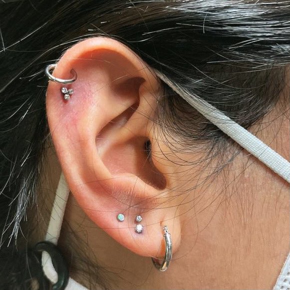kiarskee's tweet photo. So anyway i love my new ears ü https://t.co/AM9slY7iUW