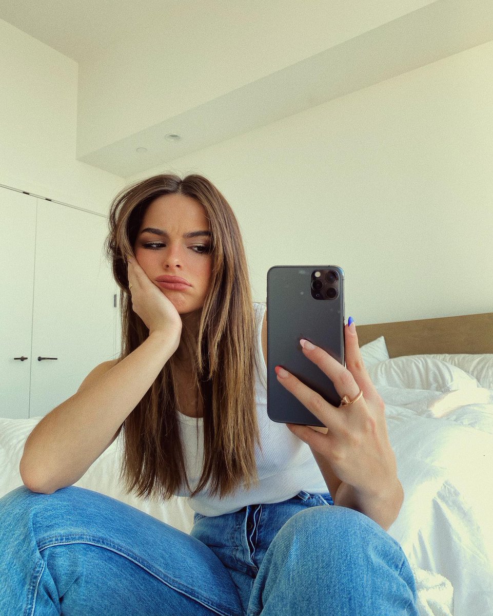 Arabell0726's tweet photo. boredasf🙄 https://t.co/0t2BcNhTr2