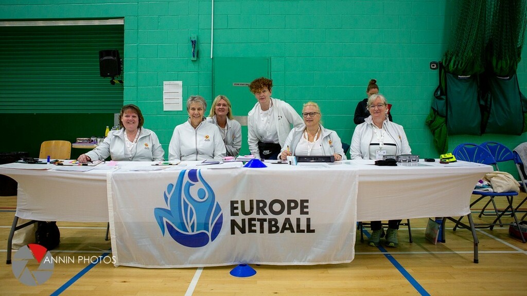 VanninPhotos's tweet photo. Team "Bench Officials" can't do it without them @netballiom @netballeurope #OpenChallenge #netball #netballphotography #sportsphotography #canon #canonphotography #manx #isleofman https://t.co/K5PoN9jnvP https://t.co/l4EjUHZrVV