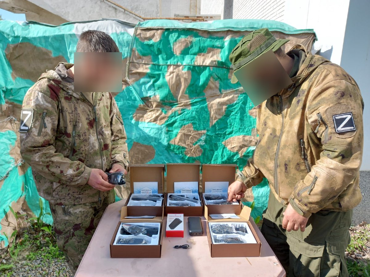Передали 5 раций и аккумулятор бойцам воюющего подразделения армии Новороссии.
TG-канал нашей группы - t.me/donbass_sos 
Группа в ВК - vk.com/spb.sos.help